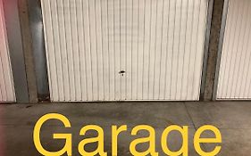 O ZEE app,garage 200m van strand en centrum